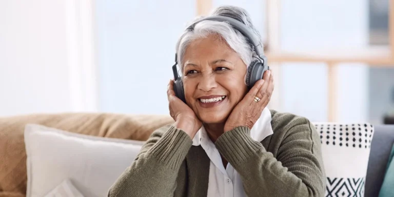 Daily music listening tied to dramatically lower dementia risk